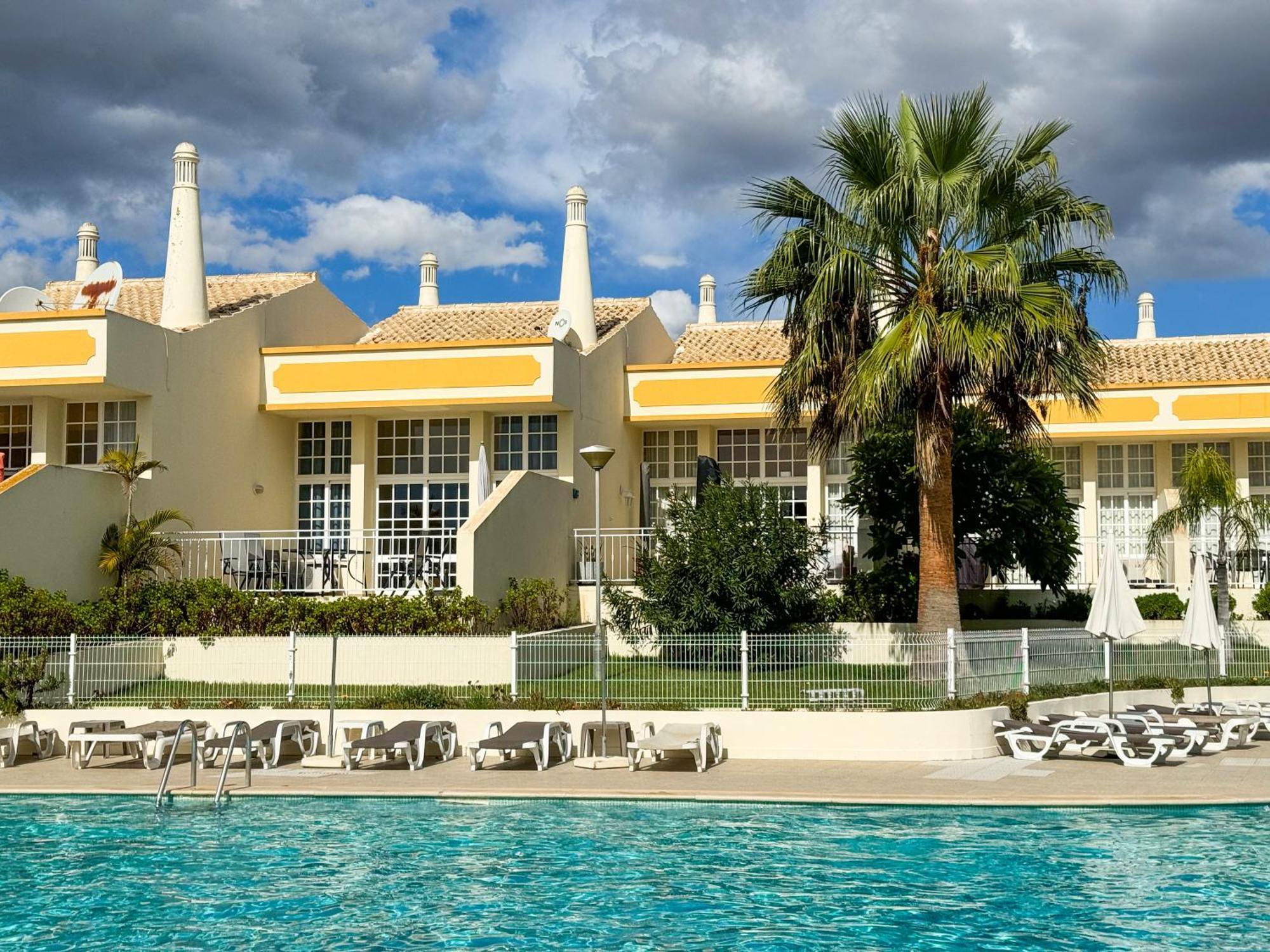 Ponta Grande Resort 알부페이라 외부 사진